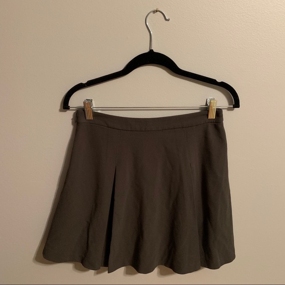 Forever 21 Forrest Green Skirt Size S - Picture 1 of 2